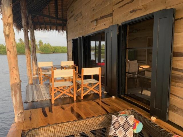 Dolce Ouidah Lodge Екстериор снимка